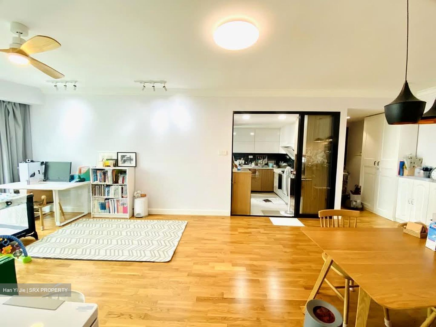 Queens (D3), Condominium #575615761